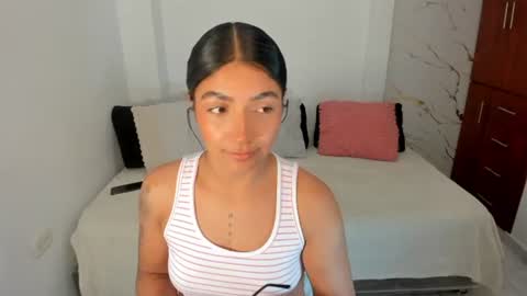 Snapshot of mila_rose1 chatting on July 2026 01:41:02 AM martina online show from July 2026 01:41:02 AM