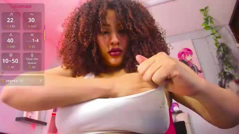Snapshot of mila_rozze chatting on October 2025 01:11:01 PM online show from October 2025 01:11:01 PM