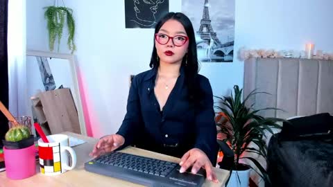 Mila online show from May 2026 11:59:02 AM