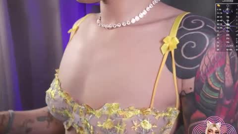 Snapshot of mila_snoow chatting on November 2025 11:54:01 AM M I L A online show from November 2025 11:54:01 AM