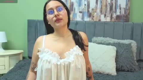 Mila online show from February 2026 04:28:02 AM