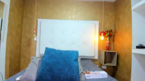 Snapshot of milaa_petite chatting on April 2026 09:30:02 PM online show from April 2026 09:30:02 PM
