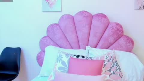 mila online show from May 2026 10:42:02 AM