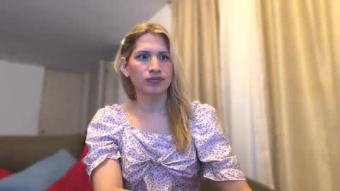 Mila Blossom online show from December 2025 10:56:02 AM