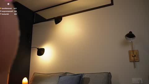 milablum online show from December 2024 07:45:01 PM