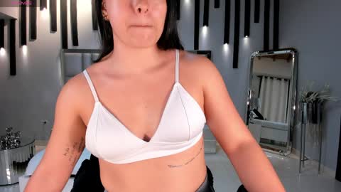 Mila online show from April 2026 03:02:01 AM