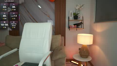 Snapshot of milacrave chatting on October 2025 11:36:01 AM milacrave online show from October 2025 11:36:01 AM