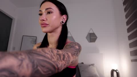 Snapshot of miladenver chatting on March 2026 10:38:02 PM Mila online show from March 2026 10:38:02 PM