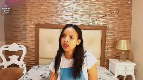 miladiosa online show from May 2026 11:59:01 AM