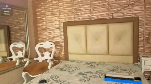 miladiosa online show from June 2026 12:07:01 PM