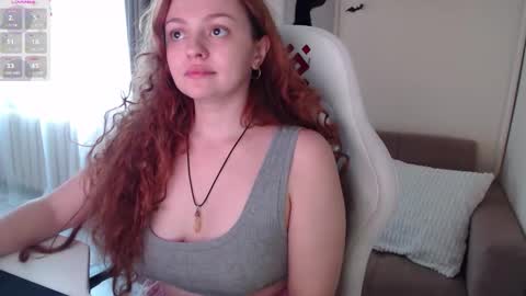Snapshot of milafmars chatting on October 2025 07:42:01 AM Milana online show from October 2025 07:42:01 AM