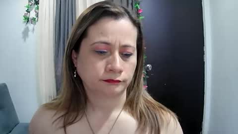Snapshot of milagros_latin chatting on October 2025 05:46:01 PM milagros_latin online show from October 2025 05:46:01 PM