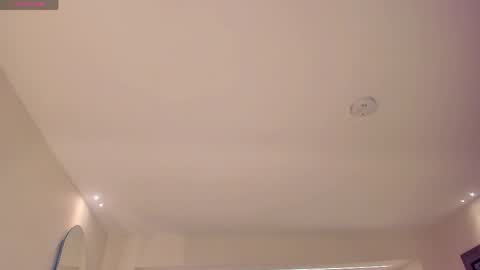 Mila  online show from April 2026 11:34:01 AM