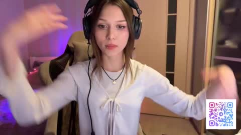 milamiuu online show from February 2026 04:49:01 PM