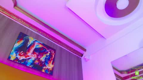 Snapshot of milan_delrey chatting on December 2024 05:13:01 PM Sweet Milan online show from December 2024 05:13:01 PM