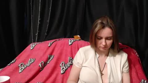 Snapshot of milana696969 chatting on May 2026 03:53:01 PM MilAna online show from May 2026 03:53:01 PM