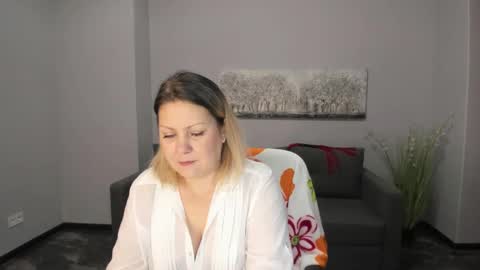 Milana online show from January 2025 09:55:02 AM