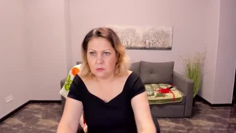 Milana online show from March 2025 06:48:01 PM