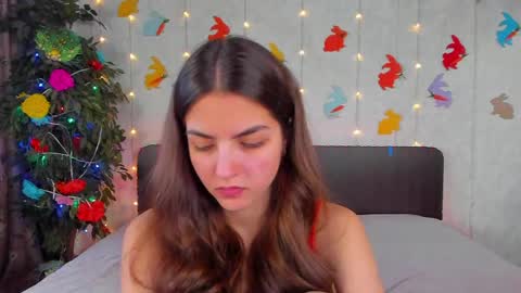Milana online show from April 2026 07:23:01 AM