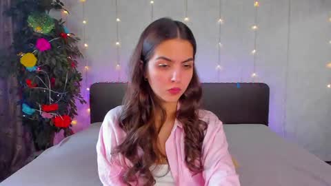 Milana online show from May 2026 12:43:02 PM