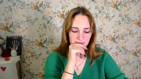 Milana online show from November 2025 07:52:01 AM