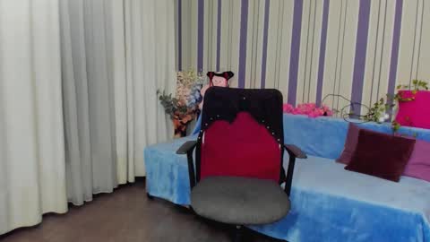 Snapshot of milanaalvis chatting on October 2025 12:17:01 PM MilanaAlvis online show from October 2025 12:17:01 PM