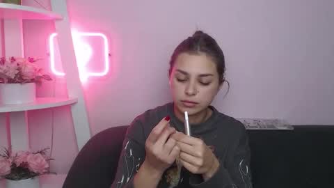 milanaangelas online show from October 2025 08:44:02 PM