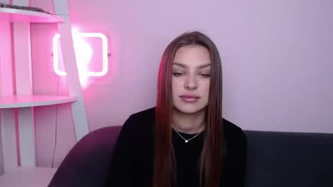 milanaangelas online show from April 2026 04:53:01 AM
