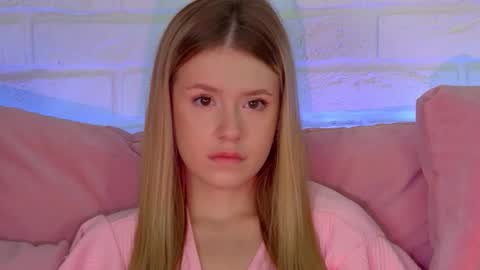 Snapshot of milanabalmain chatting on September 2025 04:39:02 AM MilanaBalmain online show from September 2025 04:39:02 AM