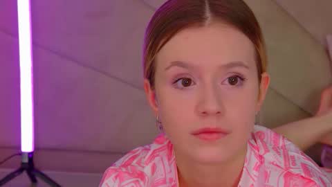 Snapshot of milanabalmain chatting on November 2025 04:45:02 AM MilanaBalmain online show from November 2025 04:45:02 AM