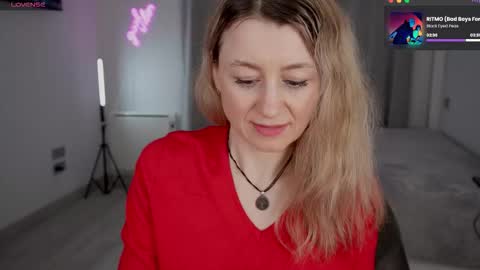 Snapshot of milanacamgirl chatting on March 2026 05:22:01 AM Milana online show from March 2026 05:22:01 AM