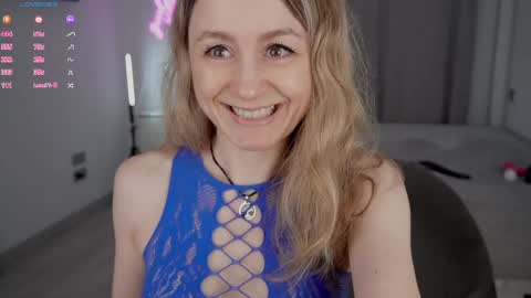 Milana online show from May 2026 05:20:01 PM