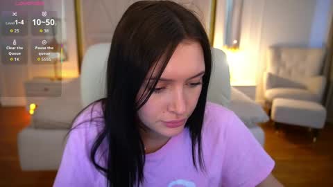 Milana online show from April 2026 01:20:01 PM