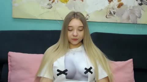 Snapshot of milanasii chatting on March 2026 05:59:02 AM Milana online show from March 2026 05:59:02 AM