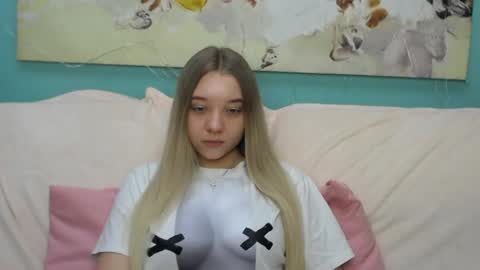 Snapshot of milanasii chatting on April 2026 04:59:01 PM Milana online show from April 2026 04:59:01 PM