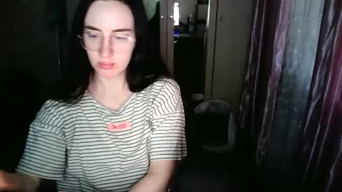 Snapshot of milanaxangel chatting on February 2025 07:13:02 AM MilanaXAngel online show from February 2025 07:13:02 AM