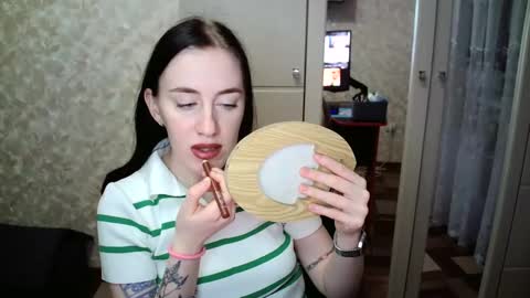 Snapshot of milanaxangel chatting on March 2025 02:51:01 PM MilanaXAngel online show from March 2025 02:51:01 PM