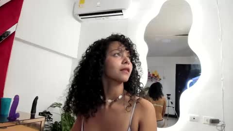 Snapshot of milanhtx2 chatting on December 2024 02:54:02 AM milanx2 online show from December 2024 02:54:02 AM