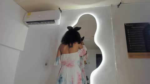 Snapshot of milanhtx2 chatting on December 2024 08:58:02 PM milanx2 online show from December 2024 08:58:02 PM