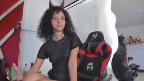 Snapshot of milanhtx2 chatting on January 2025 03:12:02 AM milanx2 online show from January 2025 03:12:02 AM