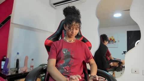 Snapshot of milanhtx2 chatting on January 2025 11:53:02 PM milanx2 online show from January 2025 11:53:02 PM