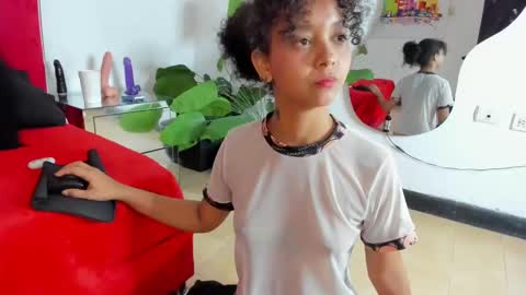 Snapshot of milanhtx2 chatting on March 2025 03:21:02 AM milanx2 online show from March 2025 03:21:02 AM