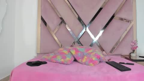 Snapshot of milanhtx2 chatting on October 2025 06:35:02 PM milanx2 online show from October 2025 06:35:02 PM