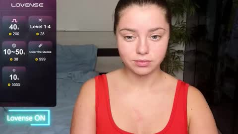 Mila online show from October 2025 05:21:02 PM