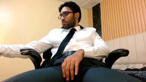 milanzaire online show from January 2026 09:27:01 PM