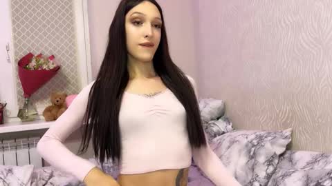 Snapshot of milaxmme chatting on December 2025 03:17:01 PM Milana online show from December 2025 03:17:01 PM