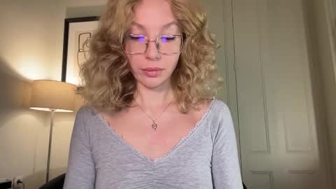 Mila online show from February 2026 04:49:02 PM