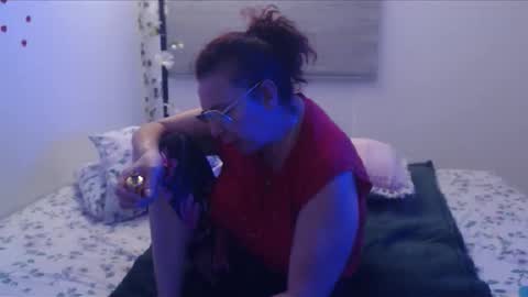 Snapshot of milchanell chatting on March 2026 06:52:02 AM milchanell online show from March 2026 06:52:02 AM