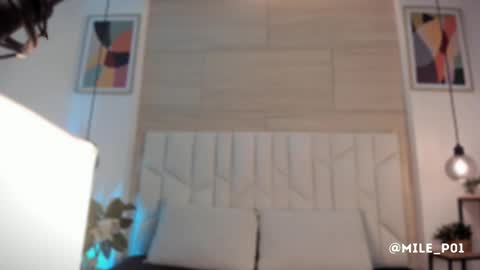 M I L E  online show from October 2025 12:03:02 PM