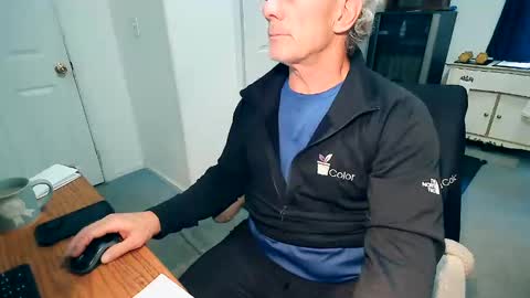 Milehi1958 online show from October 2025 03:14:02 PM